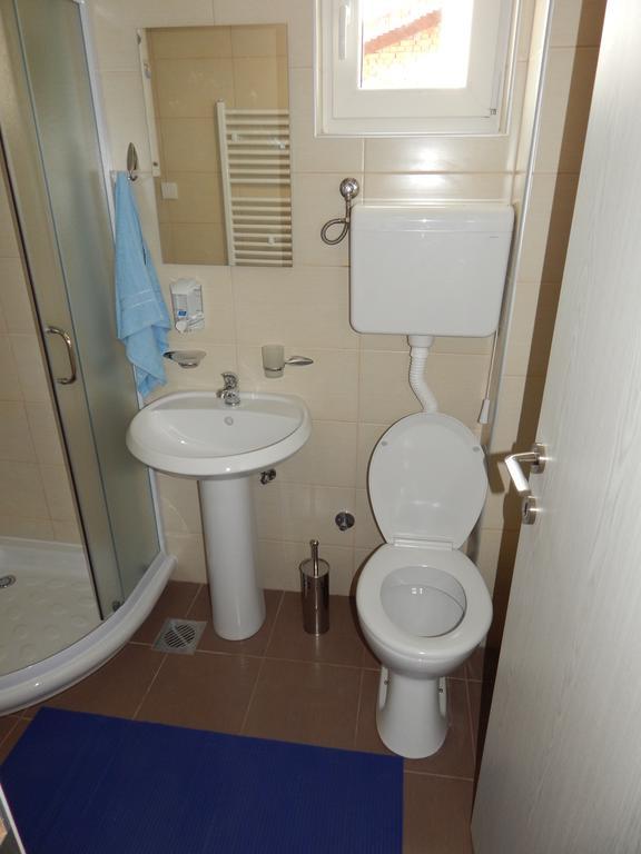 Apartments Center Kg Kragujevac Habitación foto