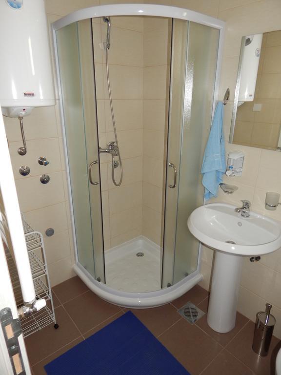 Apartments Center Kg Kragujevac Habitación foto